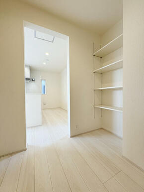 2号棟 パントリー