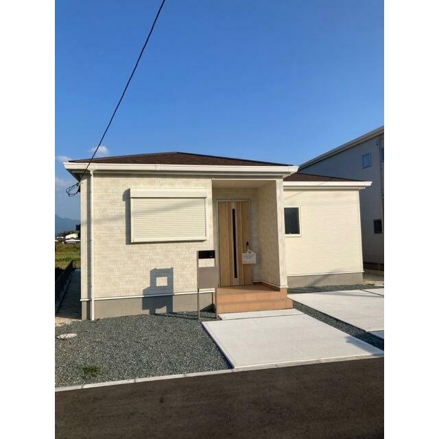 日を重ねるごとにこの佇まいに愛着が湧いてきそう（1号棟）