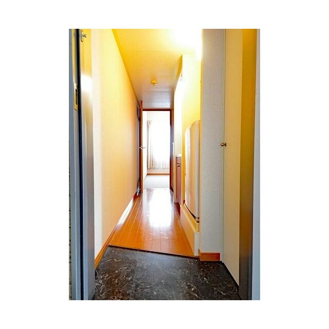 同タイプ部屋の写真となり設備等は現況と異なる場合があります。