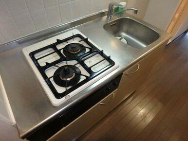 システムキッチン（2口ガスコンロ）