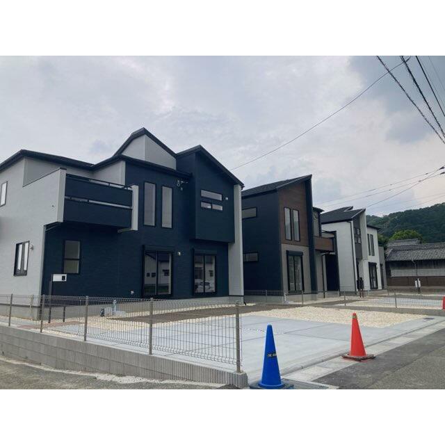 外観 左から3号棟・2号棟・1号棟