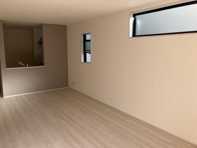 リビングと洋室の使い分けで生活にメリハリを（1号棟）