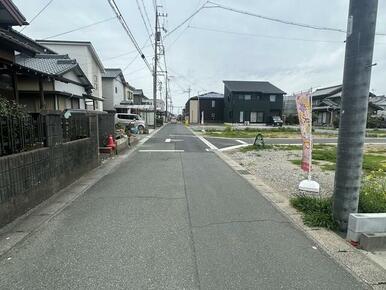 【6号棟】前面道路