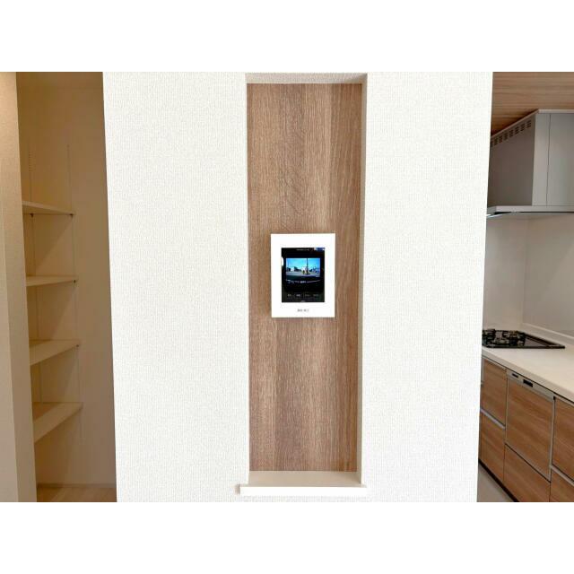 インターフォンニッチ（6号棟）