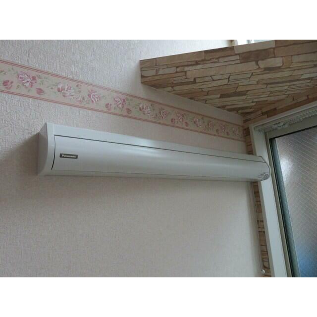 室内物干し設置済みなので日中の外出や雨の日のお洗濯に便利☆