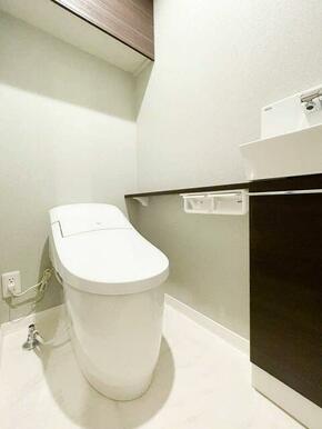 トイレは温水洗浄便座でございます