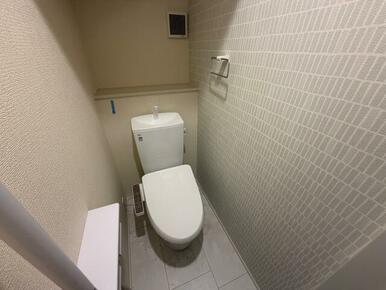 見落としなしで隅々チェック。トイレは家を映す鑑となります。（3号棟）