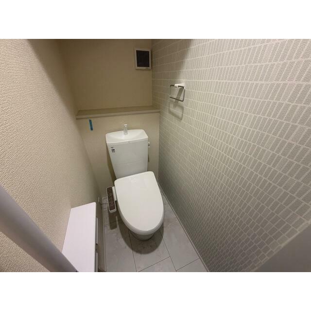見落としなしで隅々チェック。トイレは家を映す鑑となります。（3号棟）