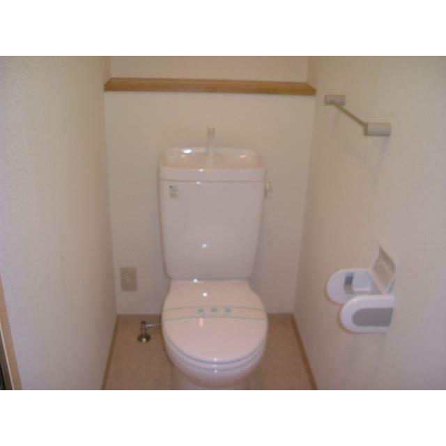 バス･トイレ別のお部屋です♪後ろには、物を置くことができます。