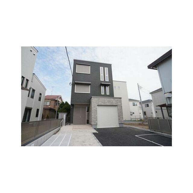 積水ハウス施工　重量鉄骨造３階建てマンションの「シャーメゾン」