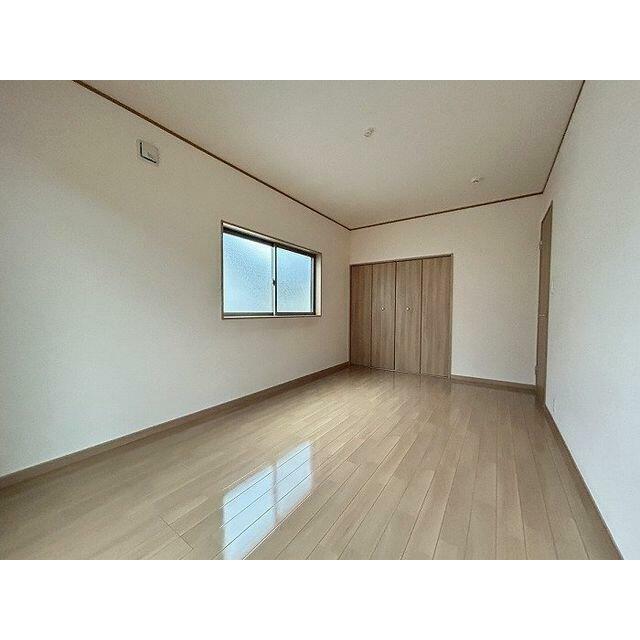 洋室　約７．５帖