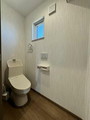 2階にもトイレがついております♪