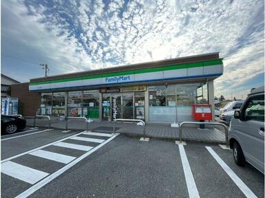 ファミリーマート 富山本郷店