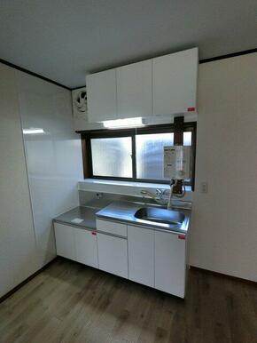 キッチン交換済