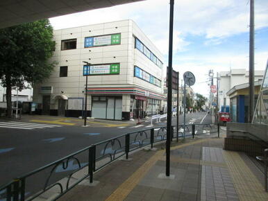 セブンイレブン井荻駅北口店