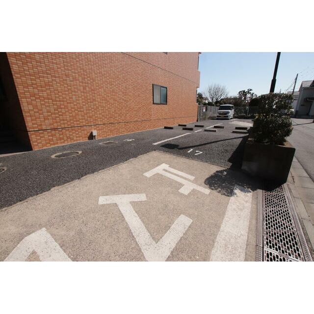 敷地内駐車場（要空き確認）