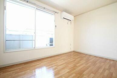 洋室はエアコン付きでございます