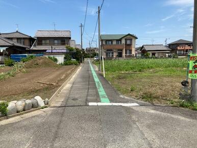 西道路