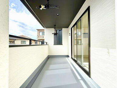 インナーバルコニー（2号棟）