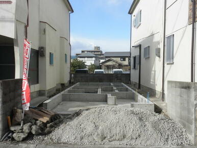 ◆ライクタウン食満南向き３階建新築住宅◆只今建築中です◆期間限定で仕様設備カラーセレクト可能です！