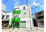 情報提供会社