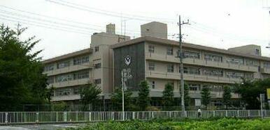 東中学校