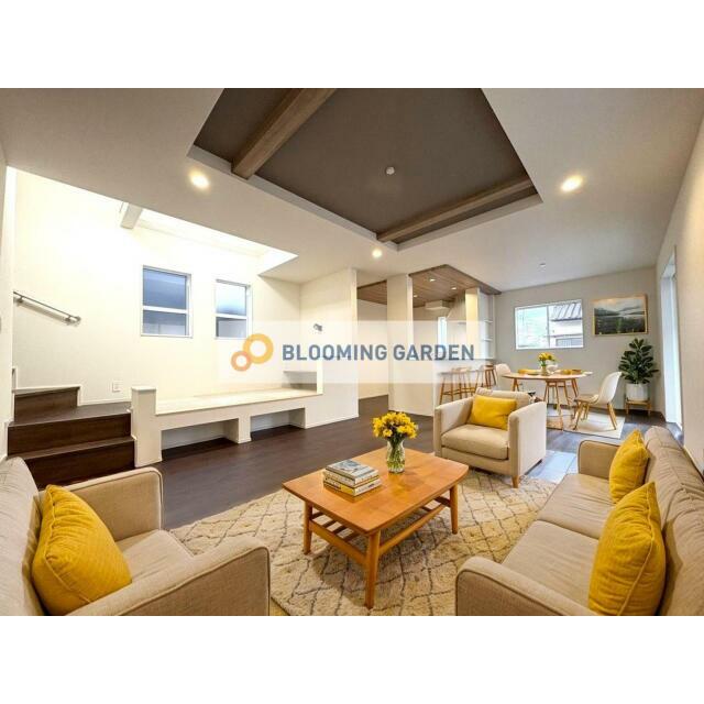 リビング (2)号棟