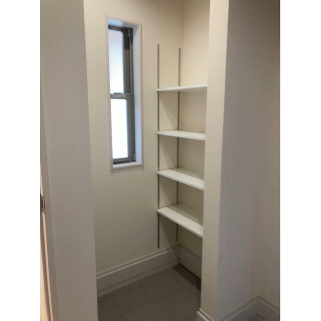 便利グッズや収納アイテムを駆使してテトリス感覚で整理整頓を楽しんでみては？（1号棟）