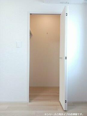 明るい室内です