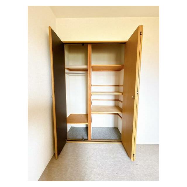 洋室１クローゼット