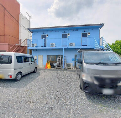 志木街道沿い西浦和駅＆中浦和駅徒歩圏　浦和駅～バス便「田島停留所」歩１分！１階部分は事業用事務所です