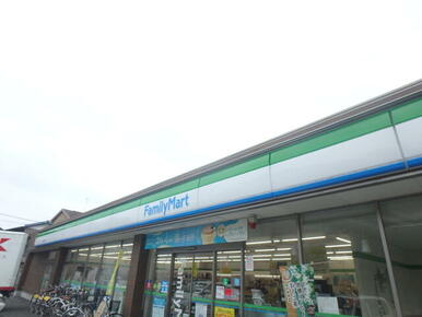 ファミリーマート一之江六丁目店