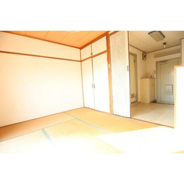 写真と異なる場合は現況優先。