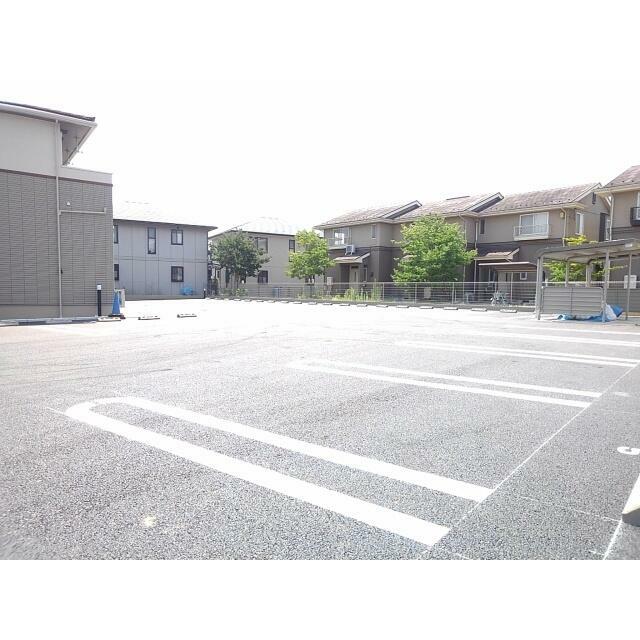 apartment 国母４丁目