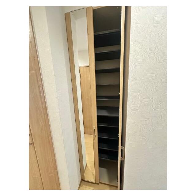 シューズボックス