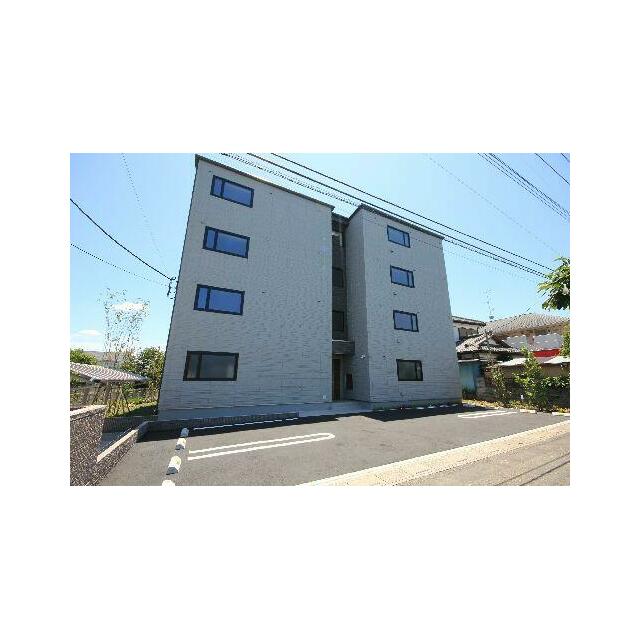 【外観】４階建てのシャーメゾン。高級感溢れる佇まいがご入居者様を迎えます。