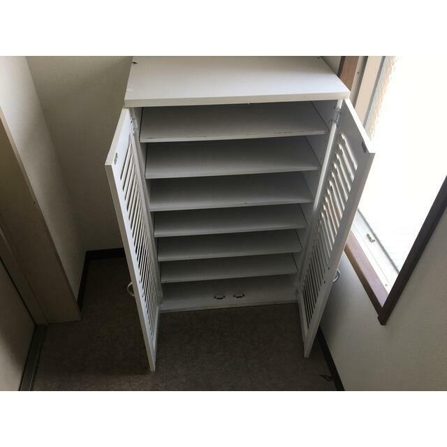 シューズボックス