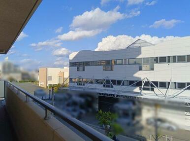 東側バルコニー眺望