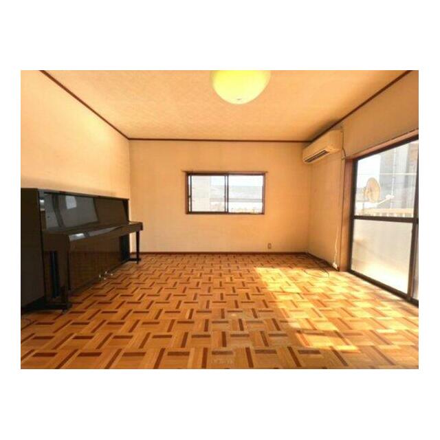 2F洋室　きれいな洋室です