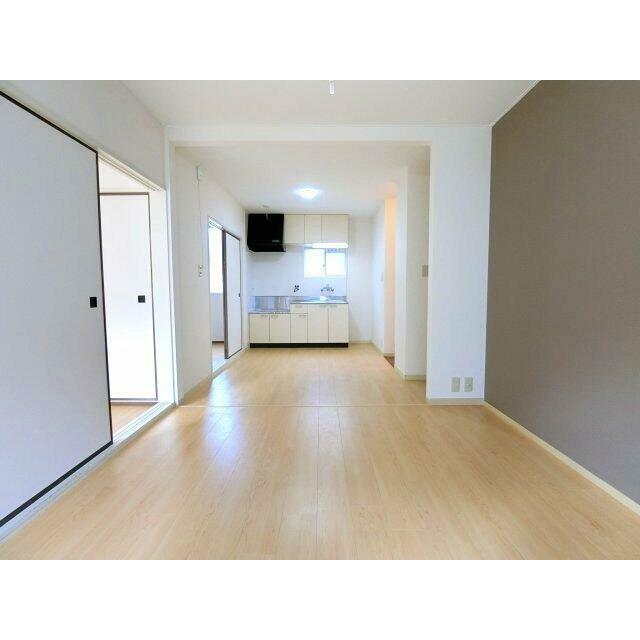 ゆったり過ごせるリビングです