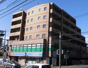 ローソン　岸根公園駅前店