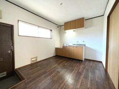 ６帖のダイニングキッチン