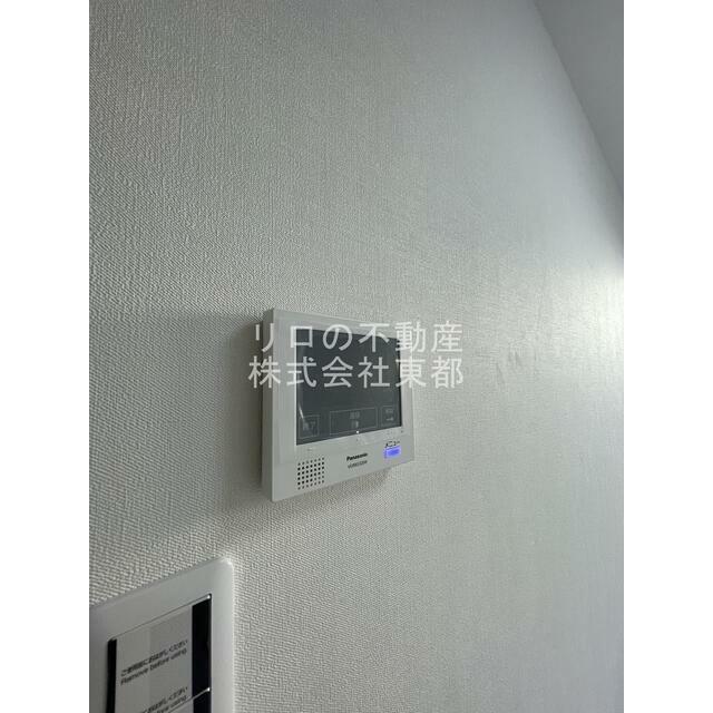 訪問者が一目で分かるＴＶモニタ付インターホンです！