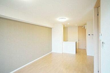 ＬＤＫ１３．９帖　対面キッチン