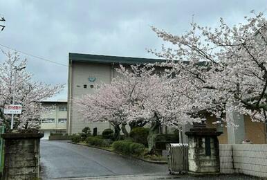 一宮町立一宮中学校