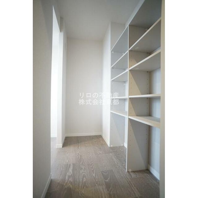 棚付なので収納道具なしでも◎