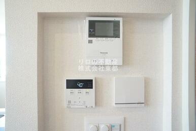 訪問者が一目で分かるＴＶモニタ付インターホンです！