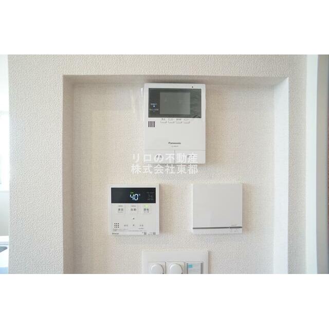 訪問者が一目で分かるＴＶモニタ付インターホンです！