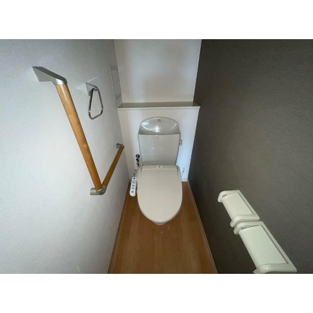 シャワー付トイレ