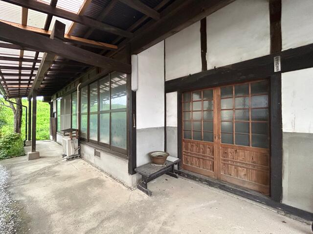 物件画像 直方市 大字下新入 (新入駅) 2階建 5LDK